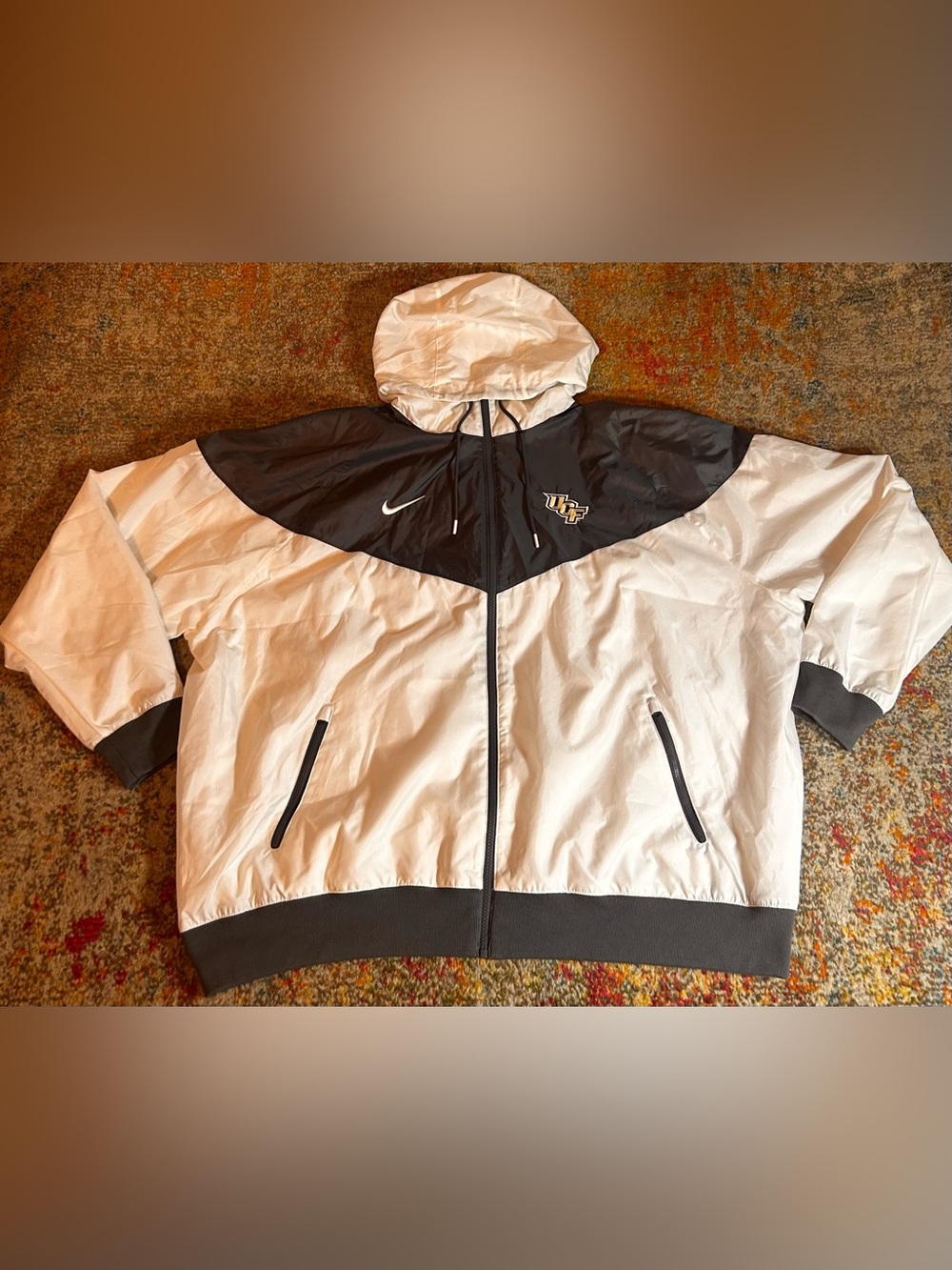 Nike UCF Knights Zip-up Windrunner Jacket White/Grey. Mens Size 3XL. Bonus Top!
